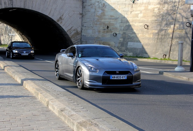 Nissan GT-R