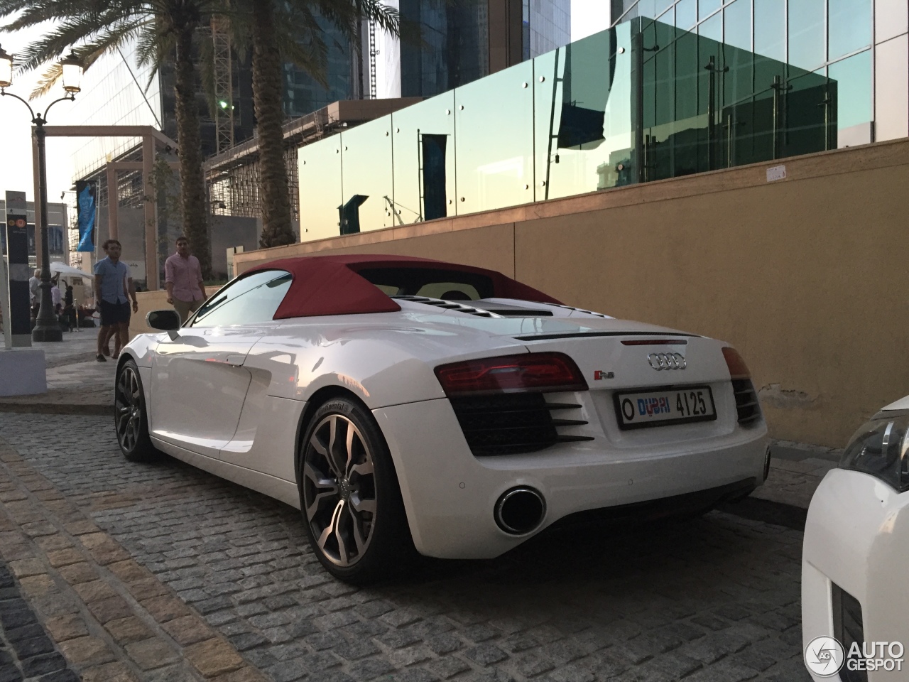 Audi R8 V8 Spyder 2013