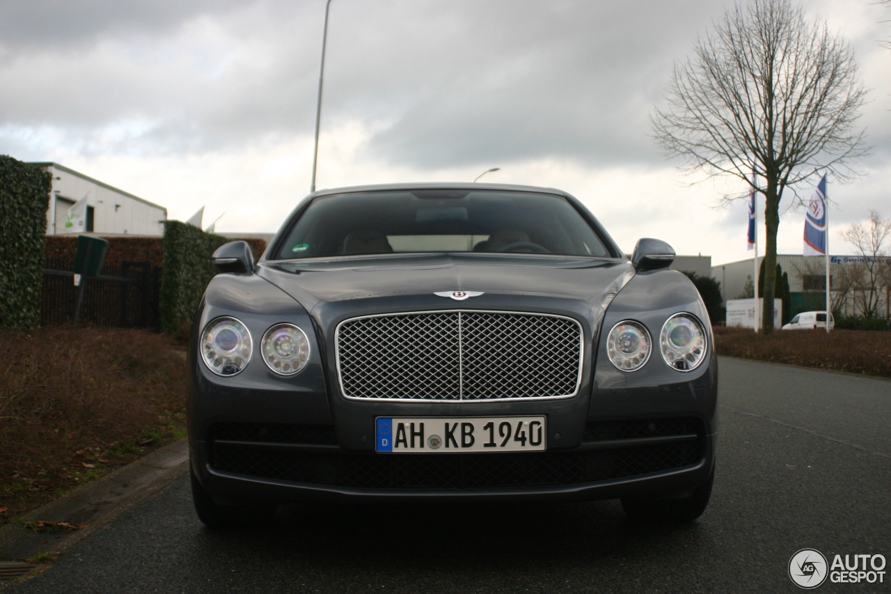 Bentley Flying Spur V8