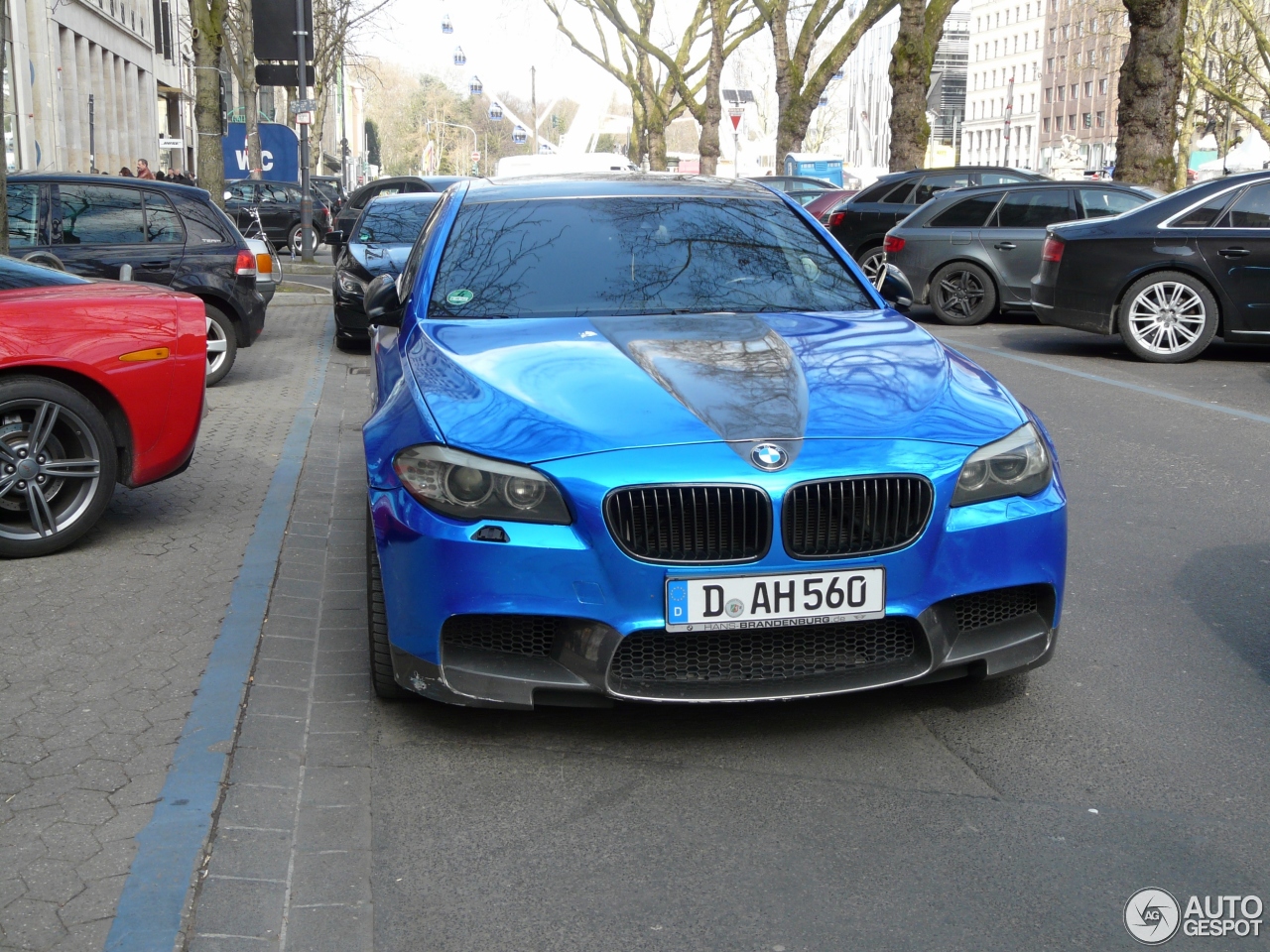 BMW M5 F10 2011