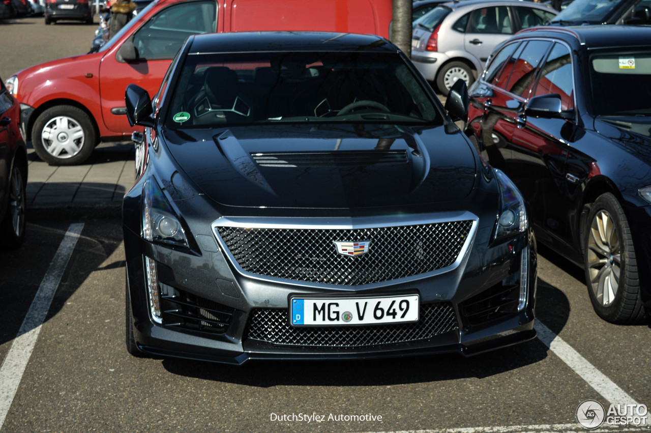 Cadillac CTS-V 2015