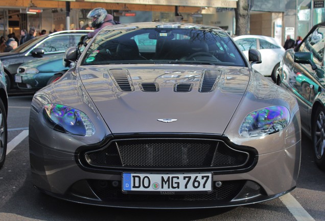 Aston Martin V12 Vantage S