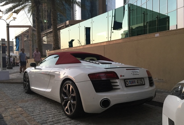 Audi R8 V8 Spyder 2013