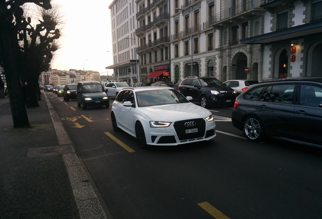 Audi RS4 Avant B8