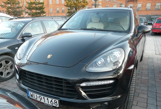 Porsche 958 Cayenne GTS