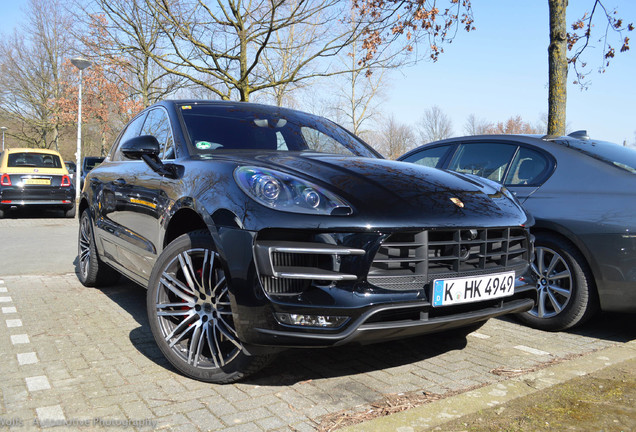 Porsche 95B Macan Turbo