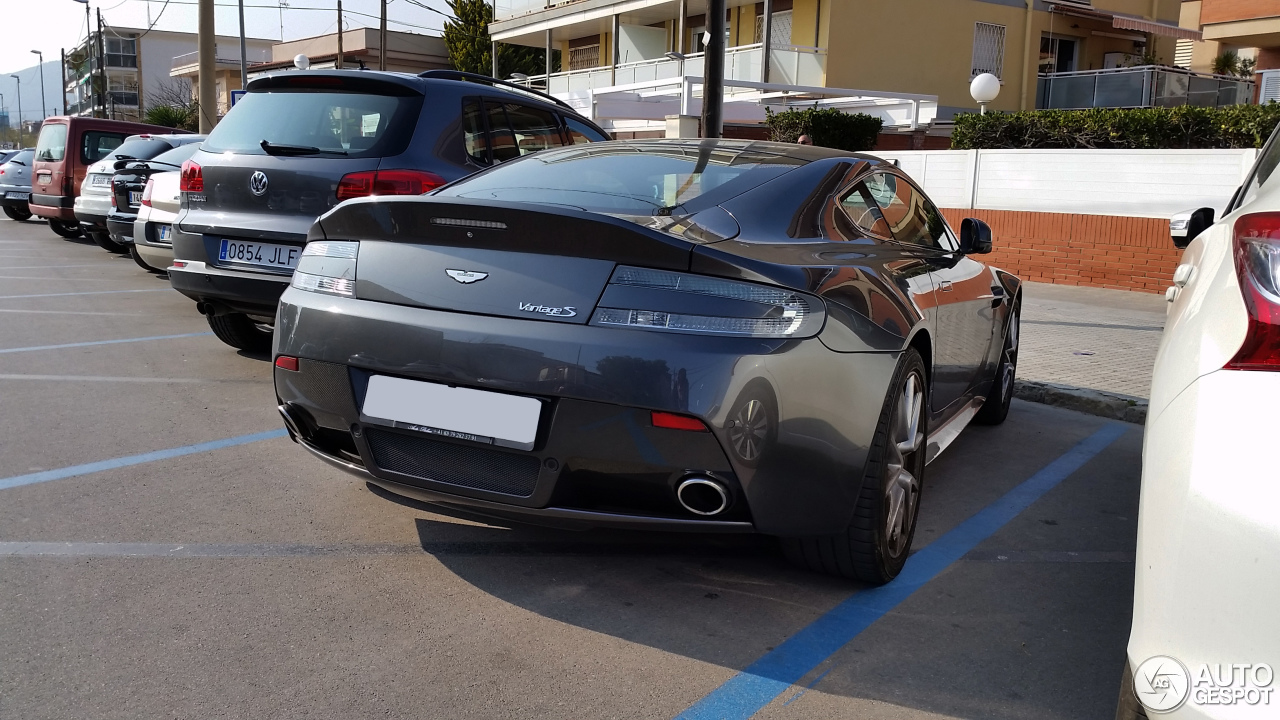 Aston Martin V8 Vantage S