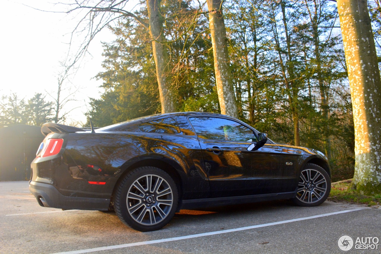 Ford Mustang GT 2011