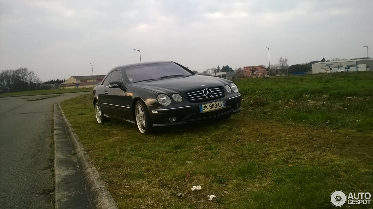 Mercedes-Benz CL 63 AMG C215