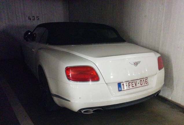 Bentley Continental GTC V8