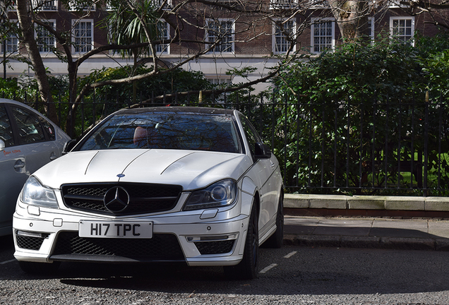 Mercedes-Benz C 63 AMG Coupé