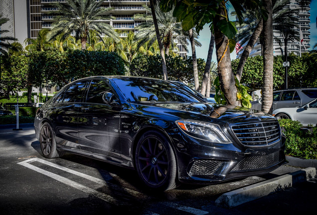 Mercedes-Benz Renntech S 63 AMG V222