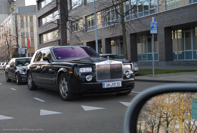 Rolls-Royce Phantom Black