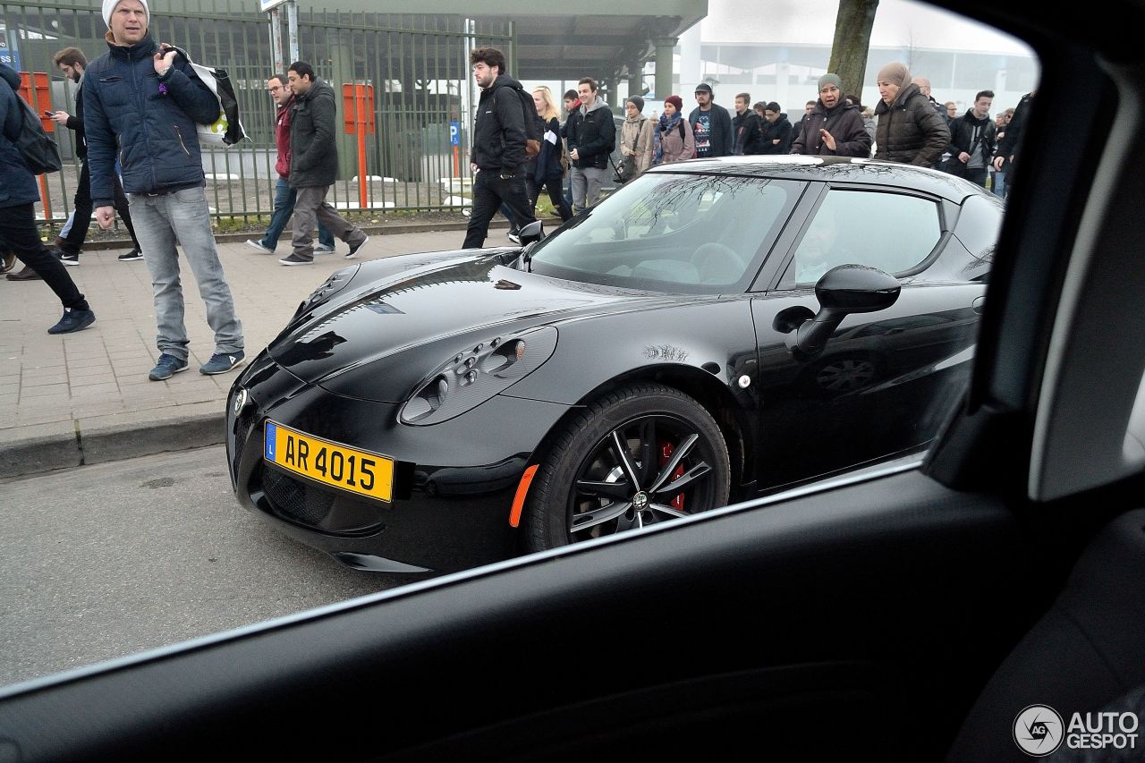 Alfa Romeo 4C Coupé