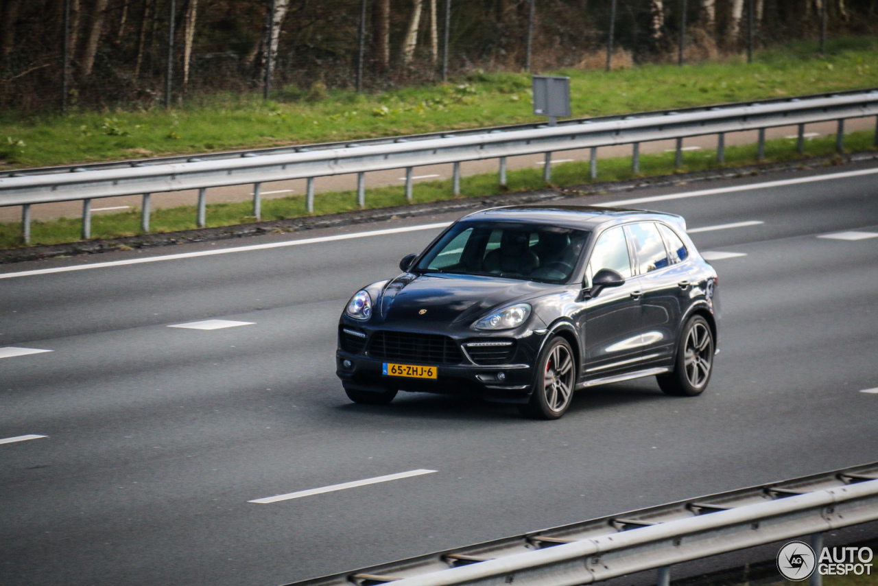 Porsche 958 Cayenne GTS