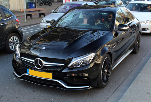 Mercedes-AMG C 63 S W205