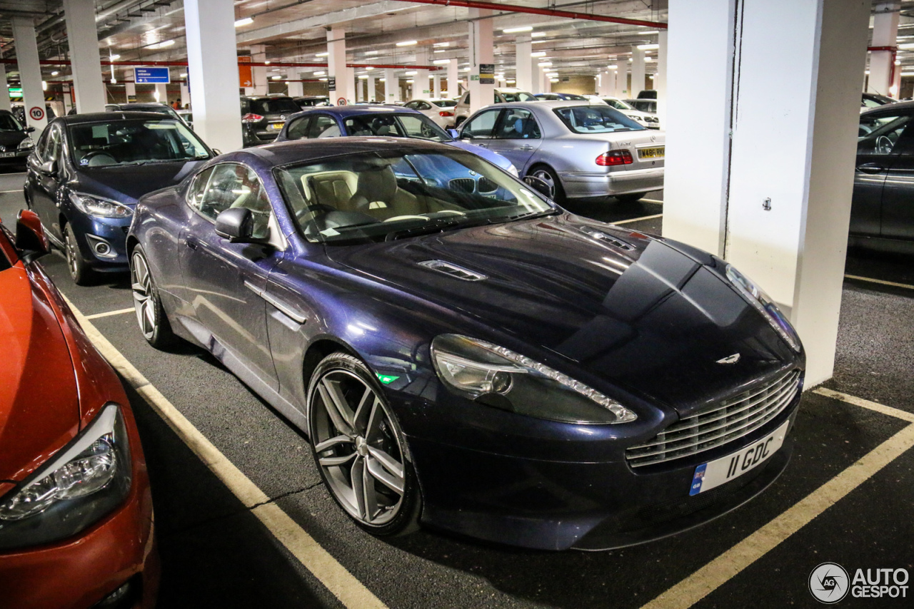 Aston Martin Virage 2011