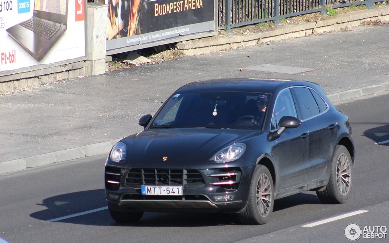 Porsche 95B Macan Turbo