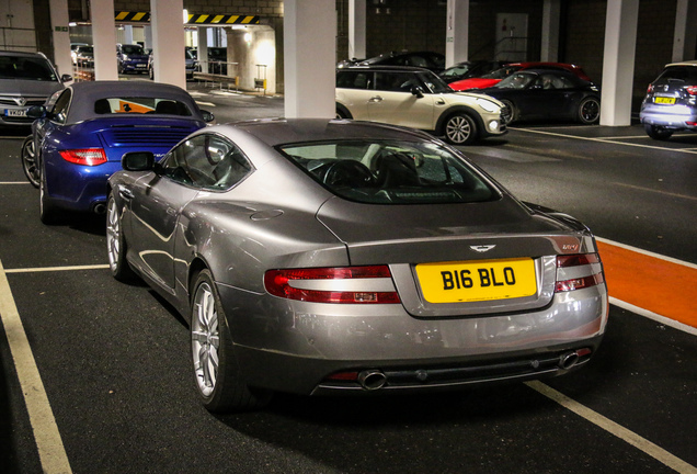 Aston Martin DB9