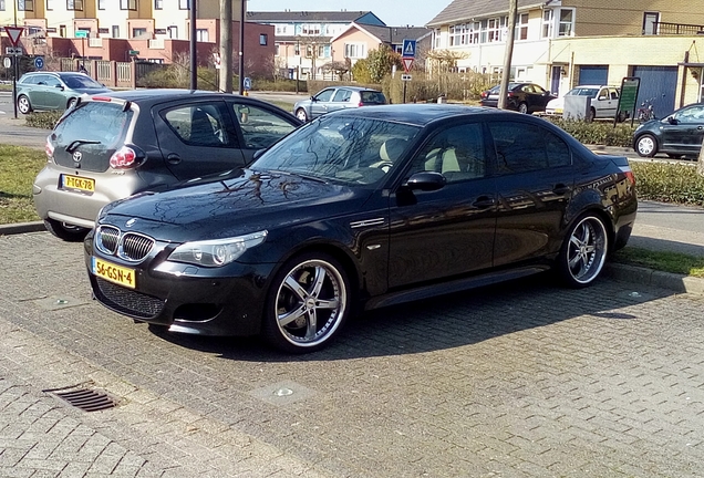 BMW M5 E60 2005