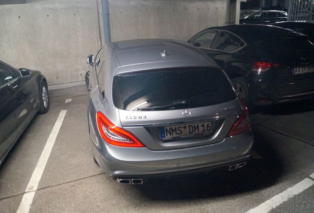 Mercedes-Benz CLS 63 AMG X218 Shooting Brake