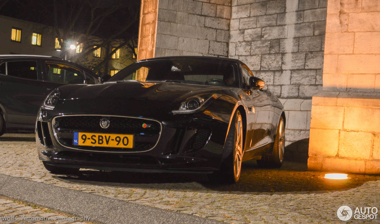 Jaguar F-TYPE S Convertible