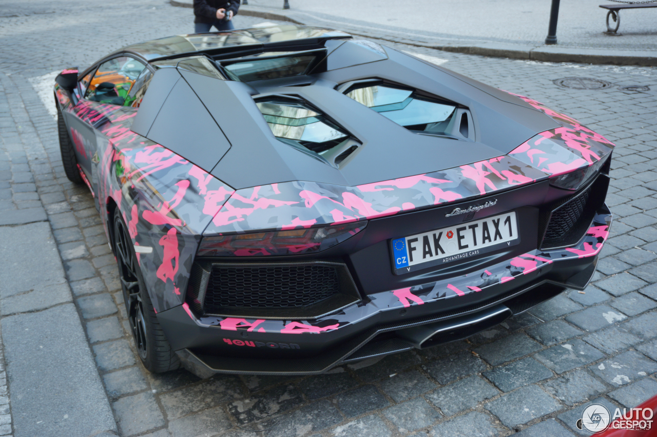 Lamborghini Aventador LP700-4 Roadster