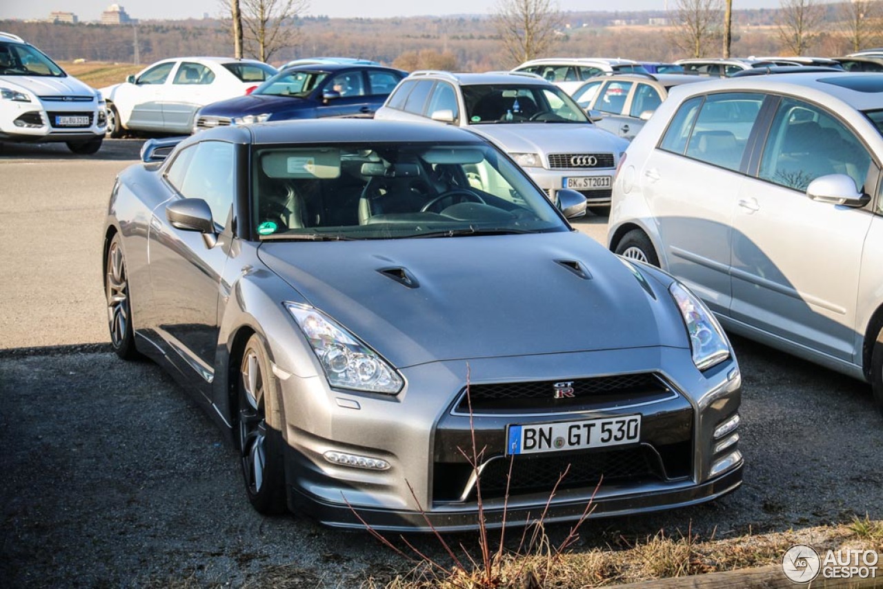 Nissan GT-R 2011