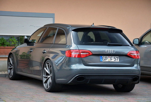 Audi RS4 Avant B8