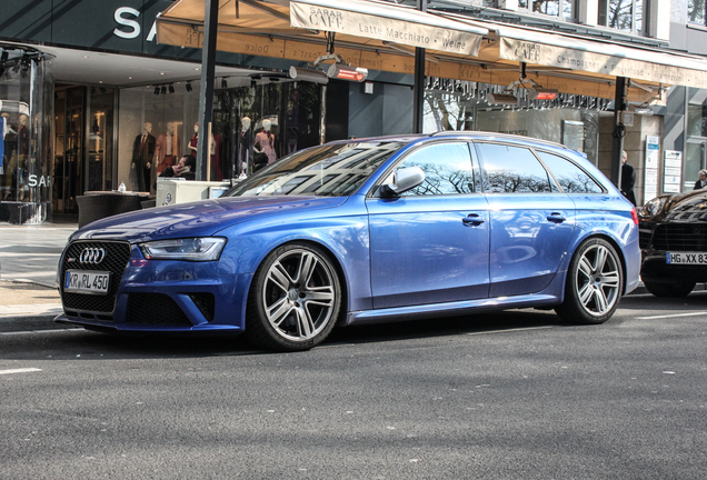 Audi RS4 Avant B8