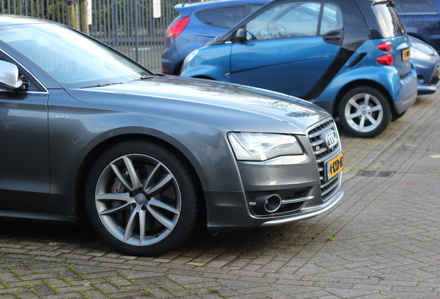 Audi S8 D4