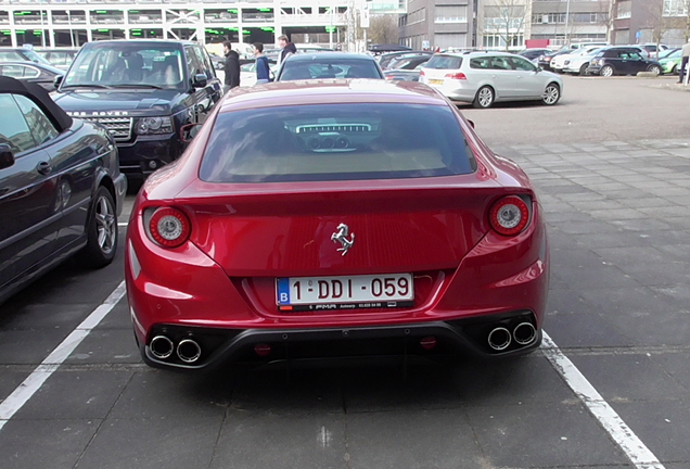 Ferrari FF