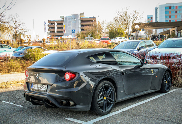 Ferrari FF