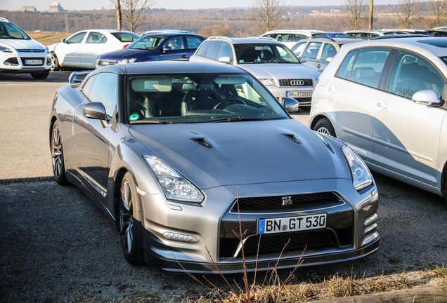 Nissan GT-R 2011