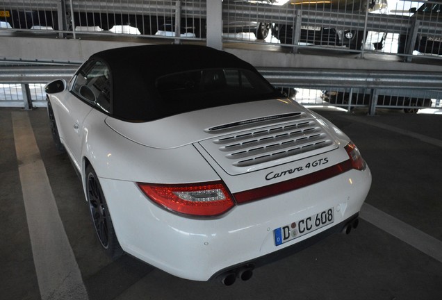 Porsche 997 Carrera 4 GTS Cabriolet