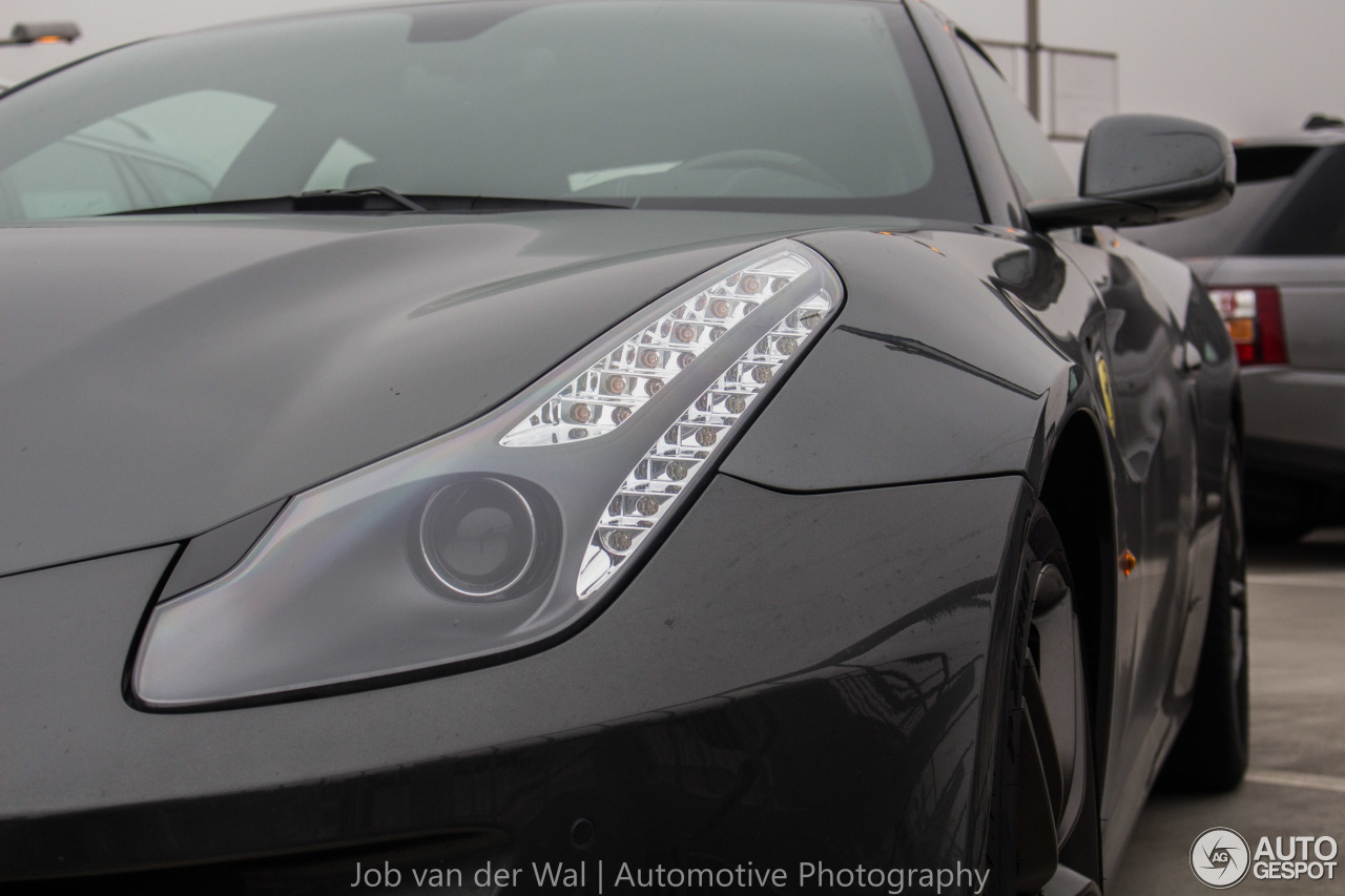 Ferrari FF