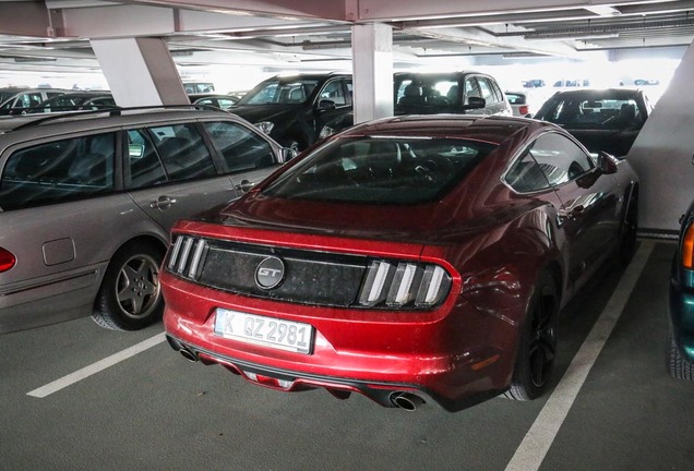 Ford Mustang GT 2015