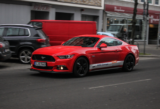 Ford Mustang GT 2015