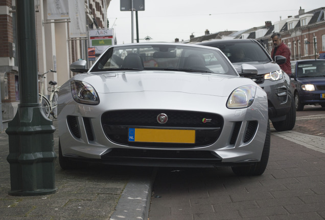 Jaguar F-TYPE S AWD Convertible