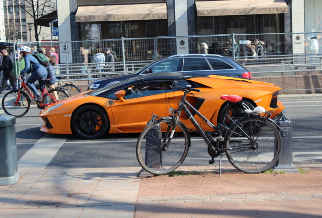 Lamborghini Aventador LP700-4 Roadster