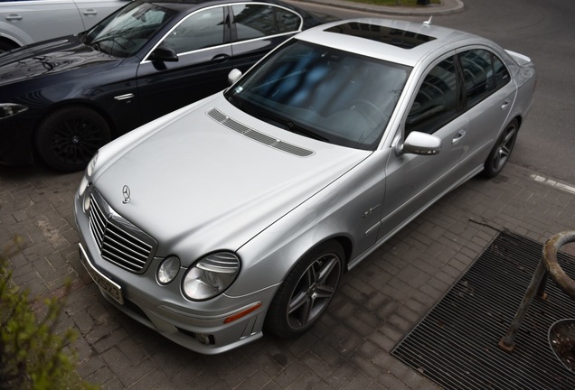 Mercedes-Benz E 63 AMG