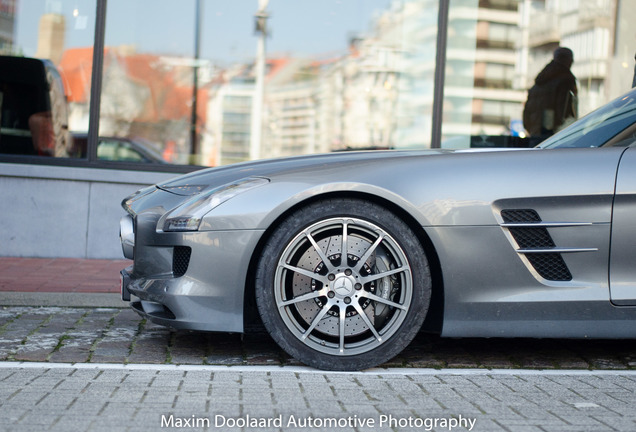 Mercedes-Benz SLS AMG Roadster