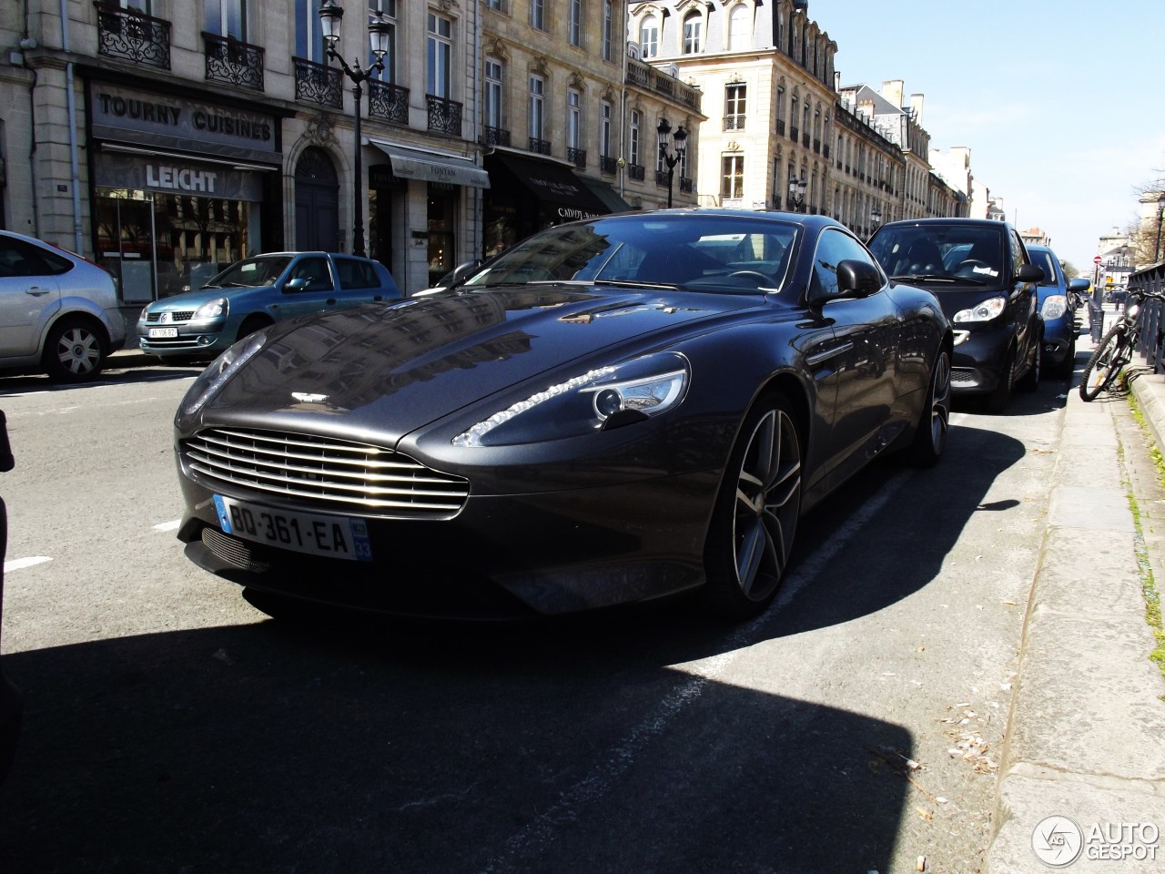 Aston Martin Virage 2011