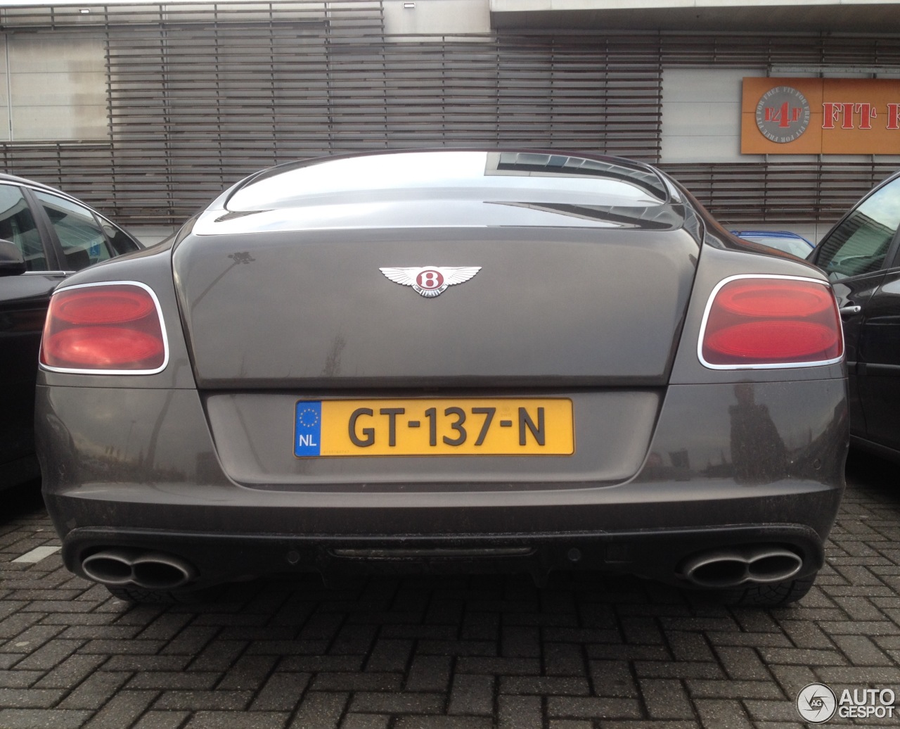 Bentley Continental GT V8 S