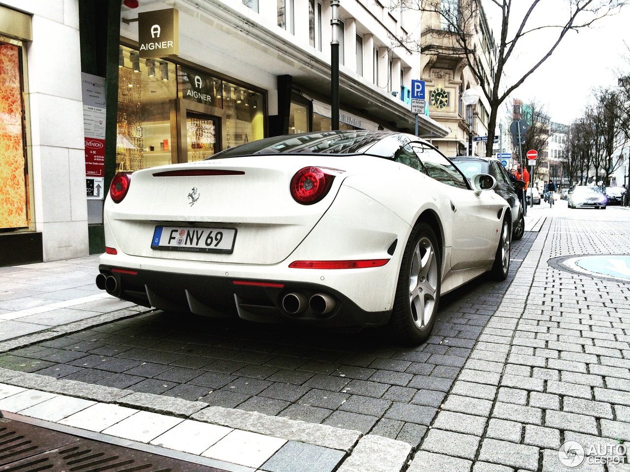 Ferrari California T