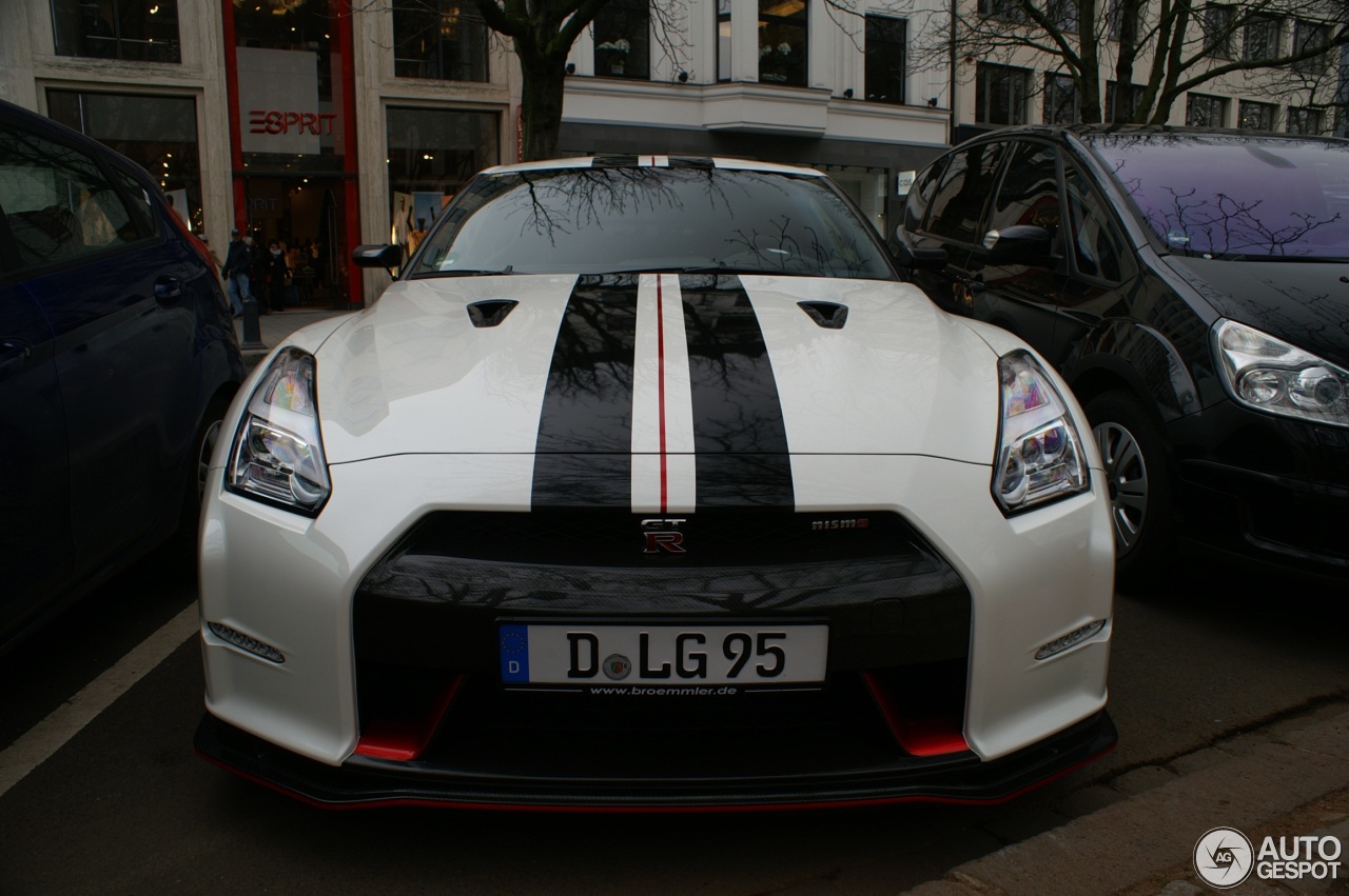 Nissan GT-R 2011 Nismo