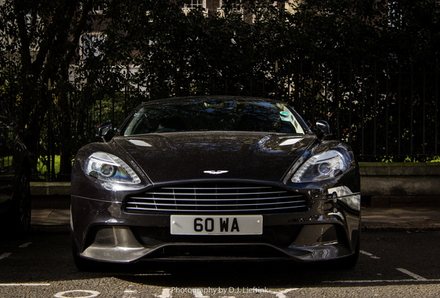 Aston Martin Vanquish 2013