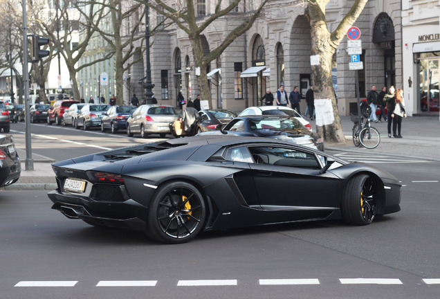 Lamborghini Aventador LP700-4