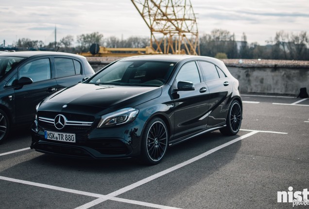 Mercedes-AMG A 45 W176 2015