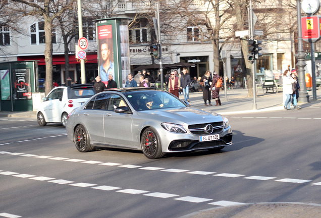 Mercedes-AMG C 63 S W205